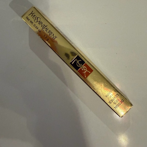 Yves Saint Laurent Dessin Des Levres Silky Beige Lip Liner Full Size #16 - Picture 2 of 4